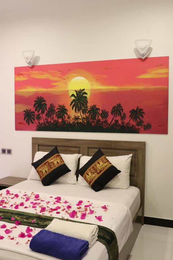 Athiriveli Hotel Thoddoo Exterior foto