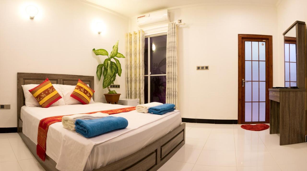 Athiriveli Hotel Thoddoo Exterior foto