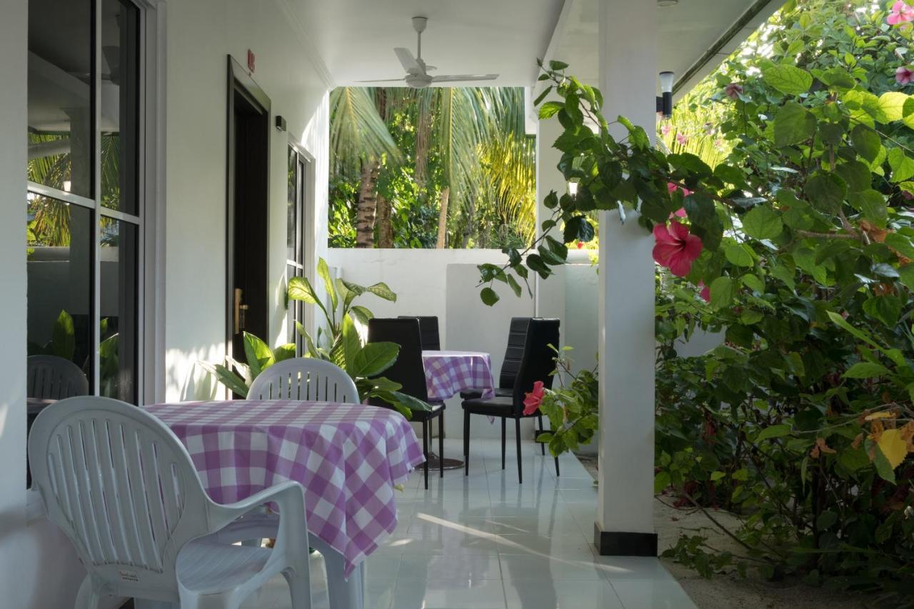 Athiriveli Hotel Thoddoo Exterior foto